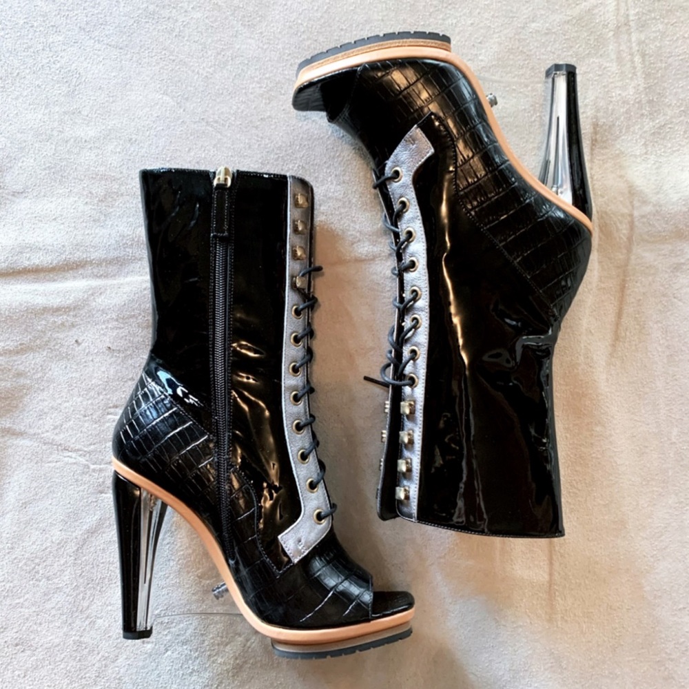 RODARTE KYLIE JENNER PATENT LEATHER LACE-UP BOOTS!